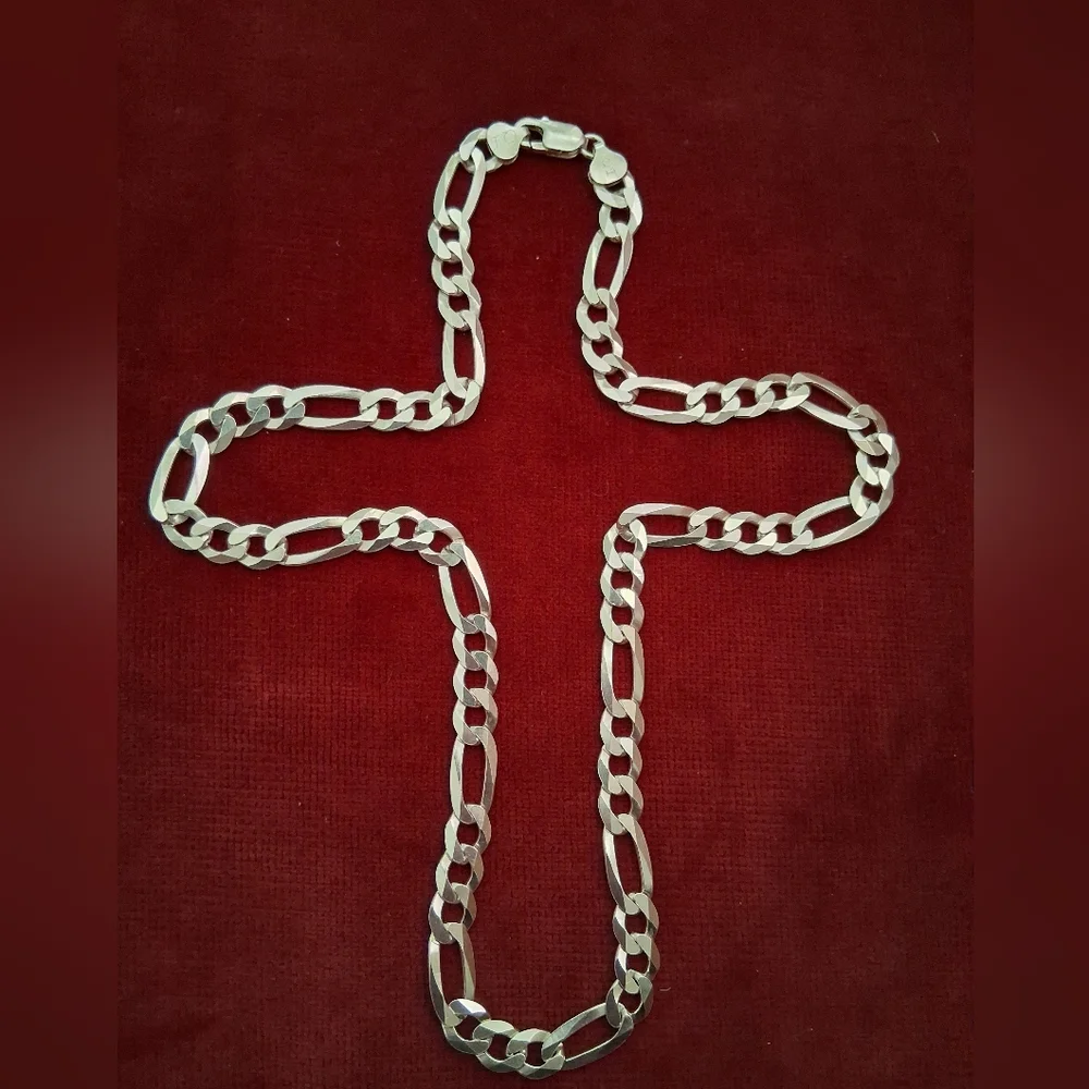 925 Italy Sterling 24" Figaro Chain 10mm - Picture 6 of 11